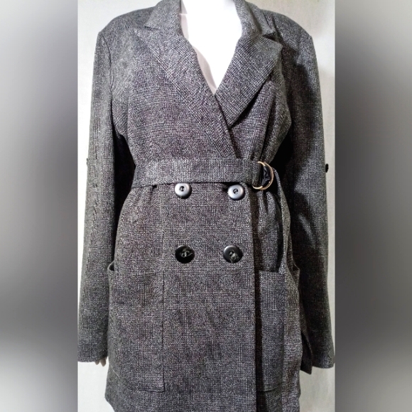 Cabi Double Breasted Knit Blazer